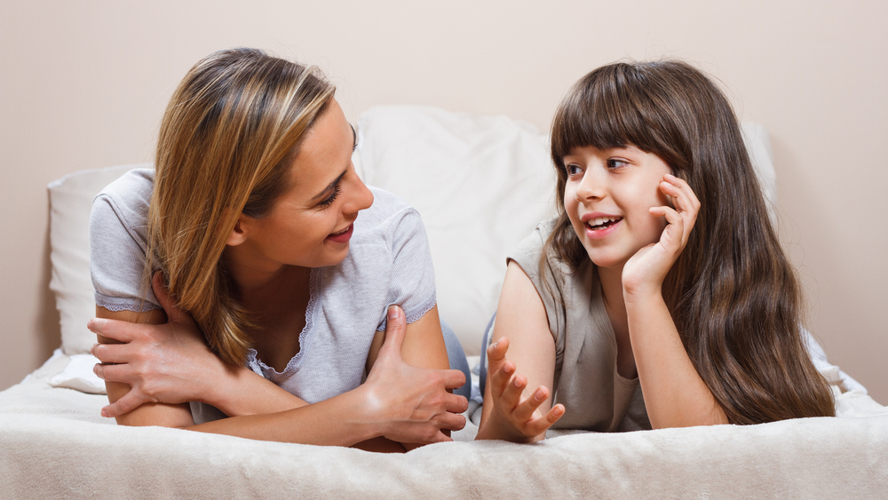 לדבר על קשיים חברתיים שנוצרו (צילום: shutterstock) לדבר על קשיים חברתיים שנוצרו