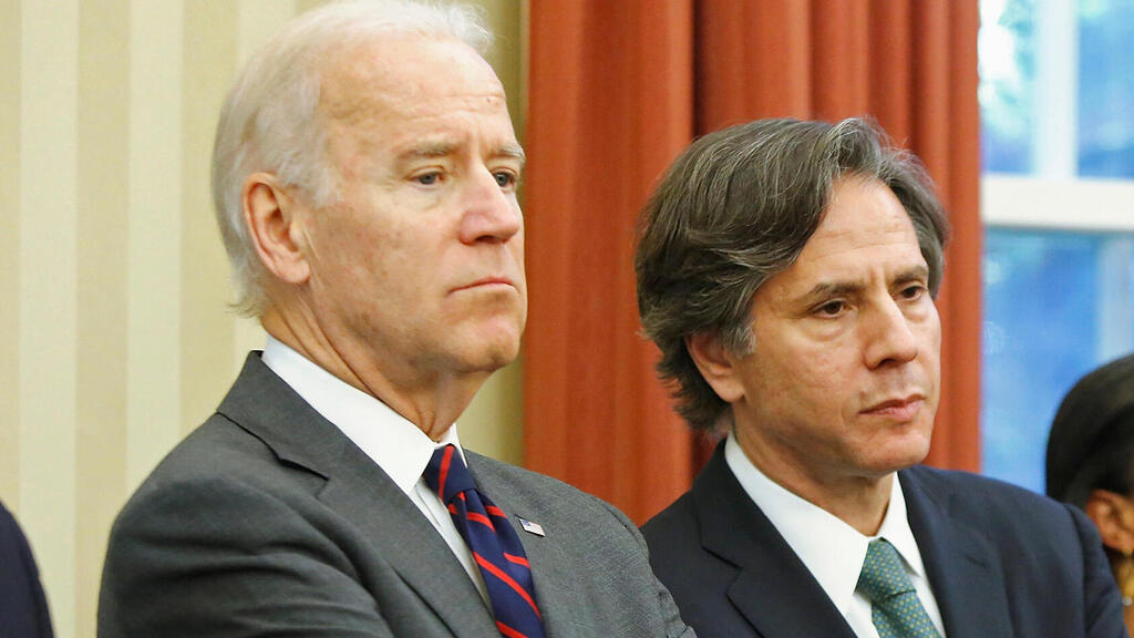 Joe Biden with Antony Blinken in 2013 (Photo: Reuters) בלינקן עם ביידן, סוזן רייס וג'ון קרי. 2013