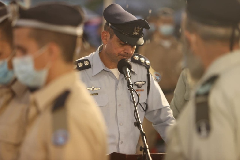 אל"מ יובל הראל (צילום: מוטי קמחי) שלמה אביו של ליהוא בן בסה ז"ל בהלוותיו