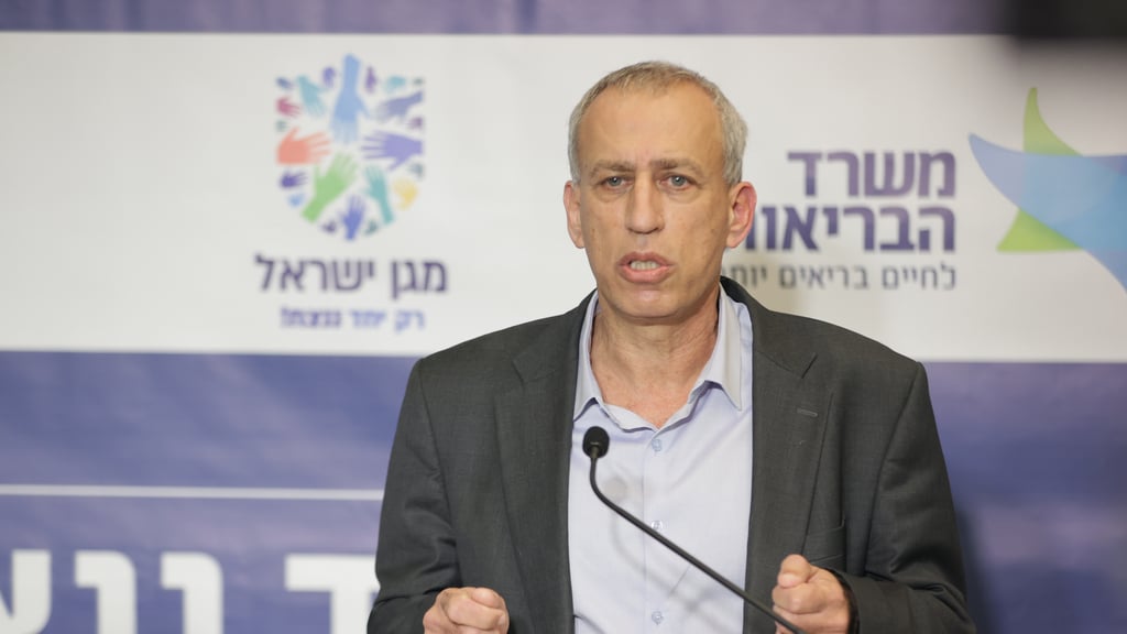 פרופ' נחמן אש. "כדי להגיע לתועלת מקסימלית אנחנו צריכים להגיע לרמה של חסינות עדר" (צילום: טל שחר) נחמן אש