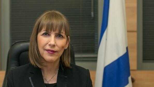 לימור לבנת