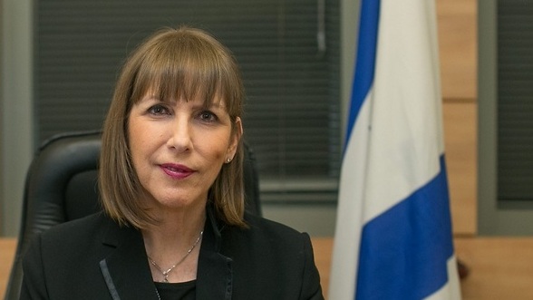 לימור לבנת