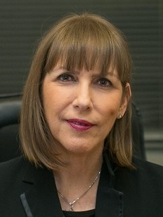 לימור לבנת