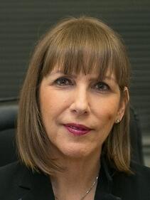 לימור לבנת