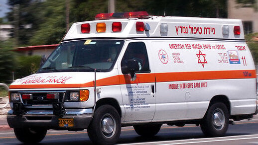 אמבולנס אילוס אילוסטרציה