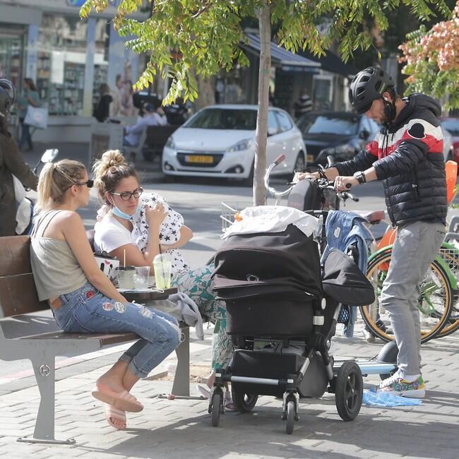 נוסע, לא יודע, לאן לאן לאן (צילום: מוטי לבטון) נוסע, לא יודע, לאן לאן לאן