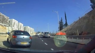 מרדף משטרתי אחרי נהג ללא רישיון