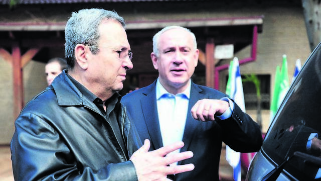 ''חשבתי שהנושא האיראני יטופל טוב יותר אם אהיה שר ביטחון''. ברק ונתניהו