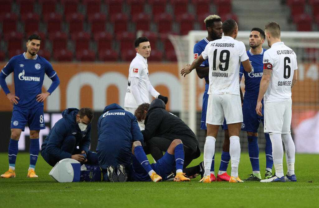 טיפול שארך כשמונה דקות (צילום: gettyimages) הפציעה של אות