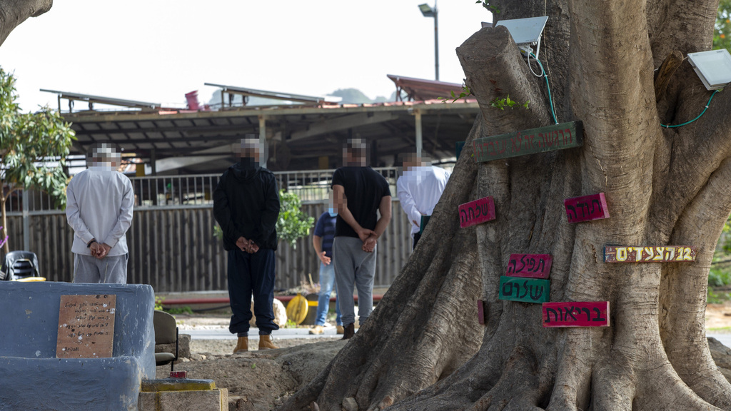 רטורנו. בגיל 18 בית המשפט כבר לא יכול לחייב את המטופלים להישאר במוסד (צילום: עמית שאבי) מוסד גמילה רטורנו