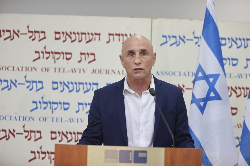 עפר שלח. "רק לא ביבי זה לא מספיק" (צילום: מוטי קמחי) עפר שלח