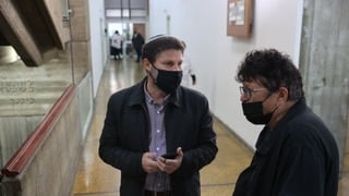 השלום תא- כתב אישום נגד שפי פז בגין ההתפרצות לגן לילדי זרים וריסוס כתובות גרפיטי ברחבי העיר