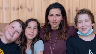 גליה שמילוביץ וילדיה