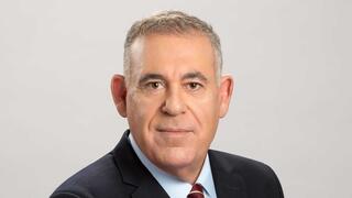 מנכ