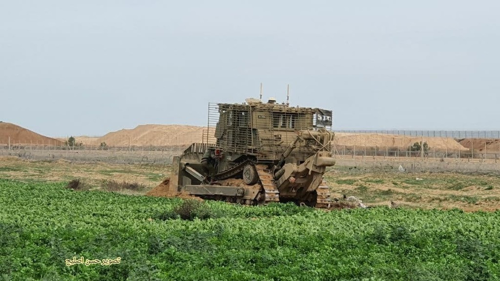 ירי לעבר כוח צה"ל סמוך לרצועה. אין נפגעים ירי לעבר כלי הנדסי שעבד בסמוך לגדר המערכת בגבול עזה