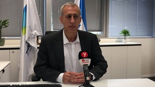 נחמן אש