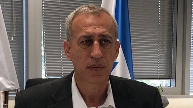 נחמן אש