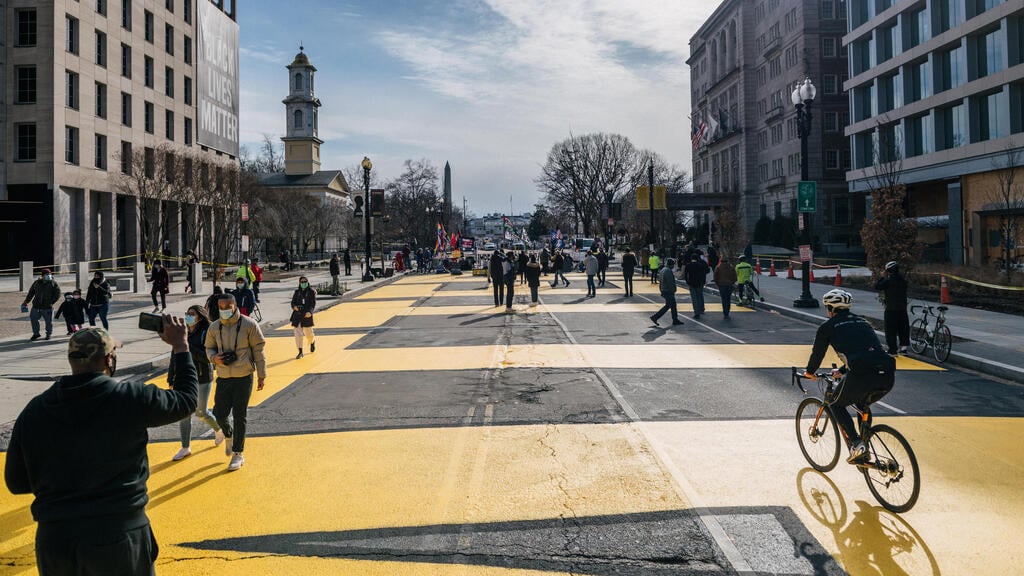 Black Lives Matter Plaza. פינה אחת ששוברת את השקט (צילום: gettyimages) black lives matter plaza וושינגטון ארה"ב