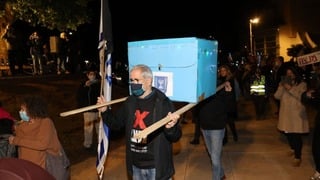מחאת הקולות האבודים בכיכר הבימה בת"א