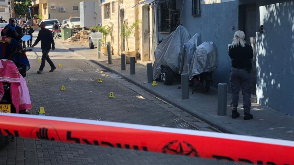 זירת הרצח ביפו (צילום: נדב אבס) חשד לניסיון חיסול ביפו
