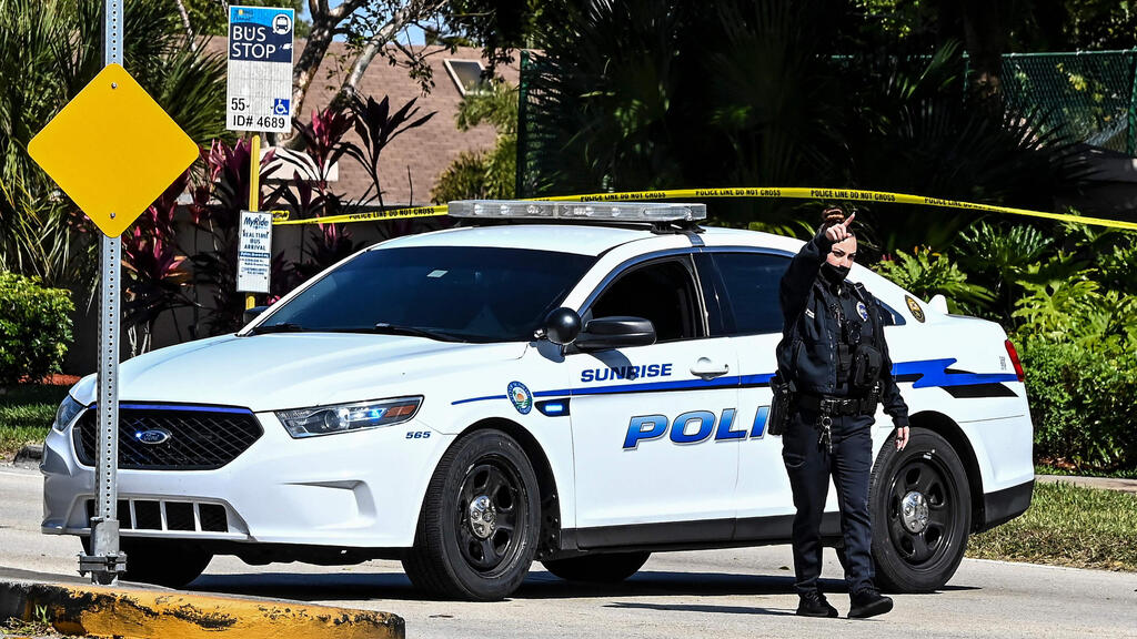 ירי על סוכני FBI ב סאנרייז פלורידה 