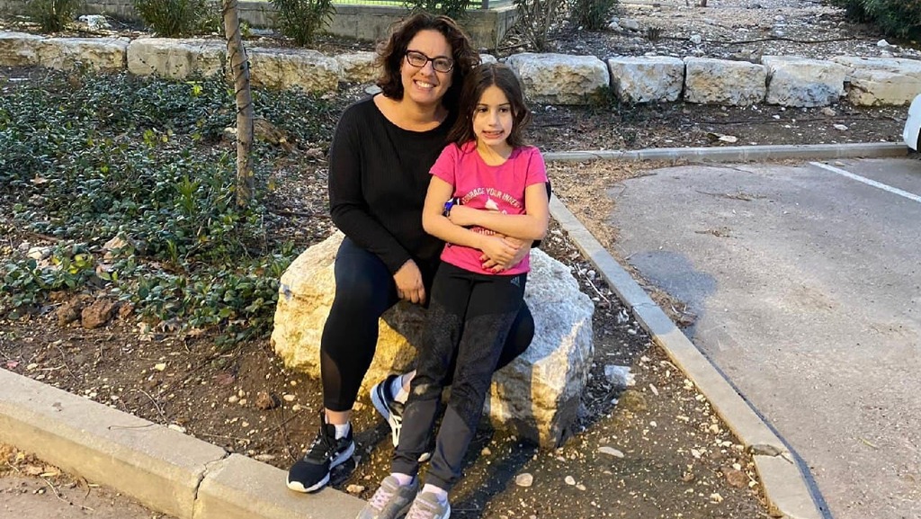 קרן מלול וביתה יהל