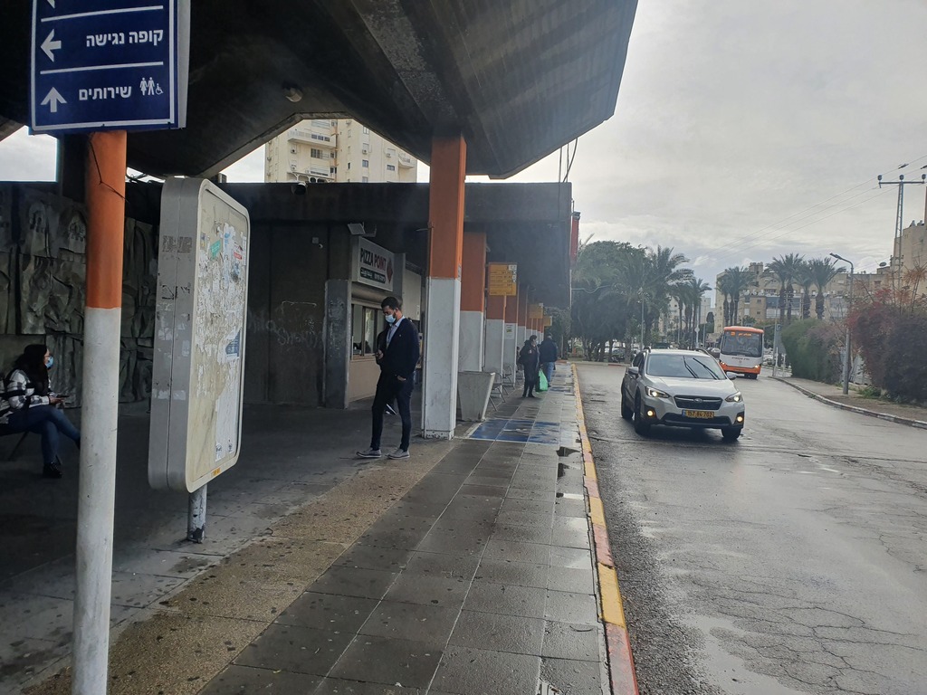 התחנה המרכזית בעכו (צילום: אסף זגריזק) התחנה המרכזית בעכו