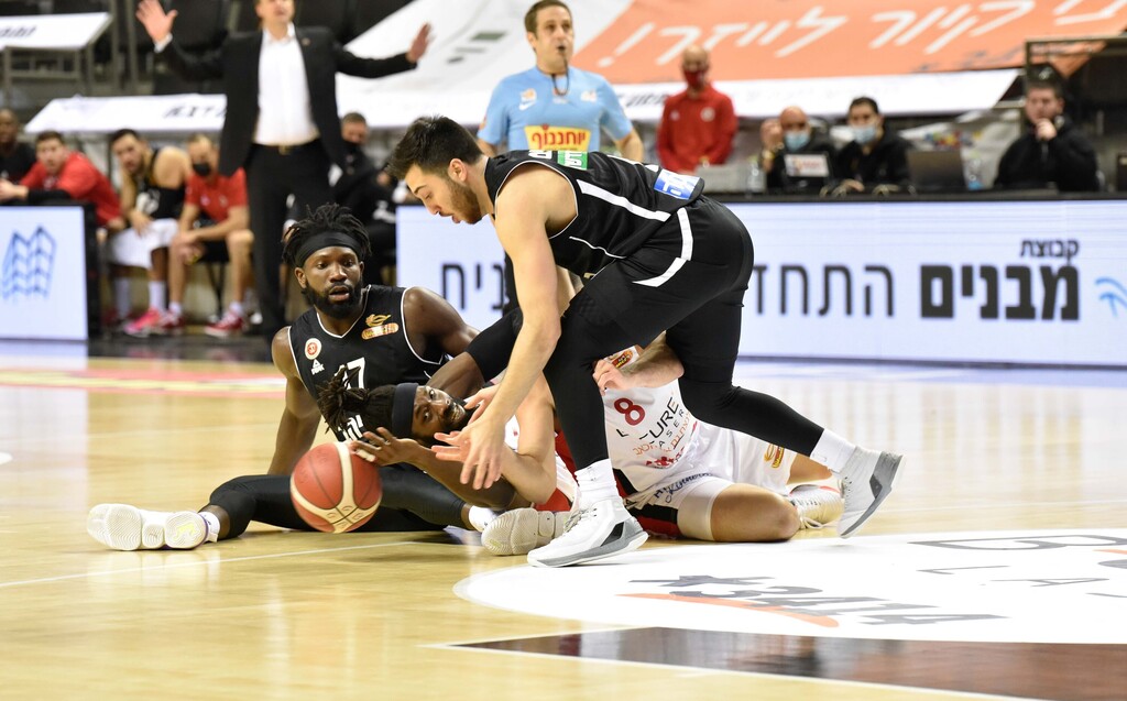 נלחמו. בריימו ובלאט (צילום: שרון צור) בריימו ובלאט