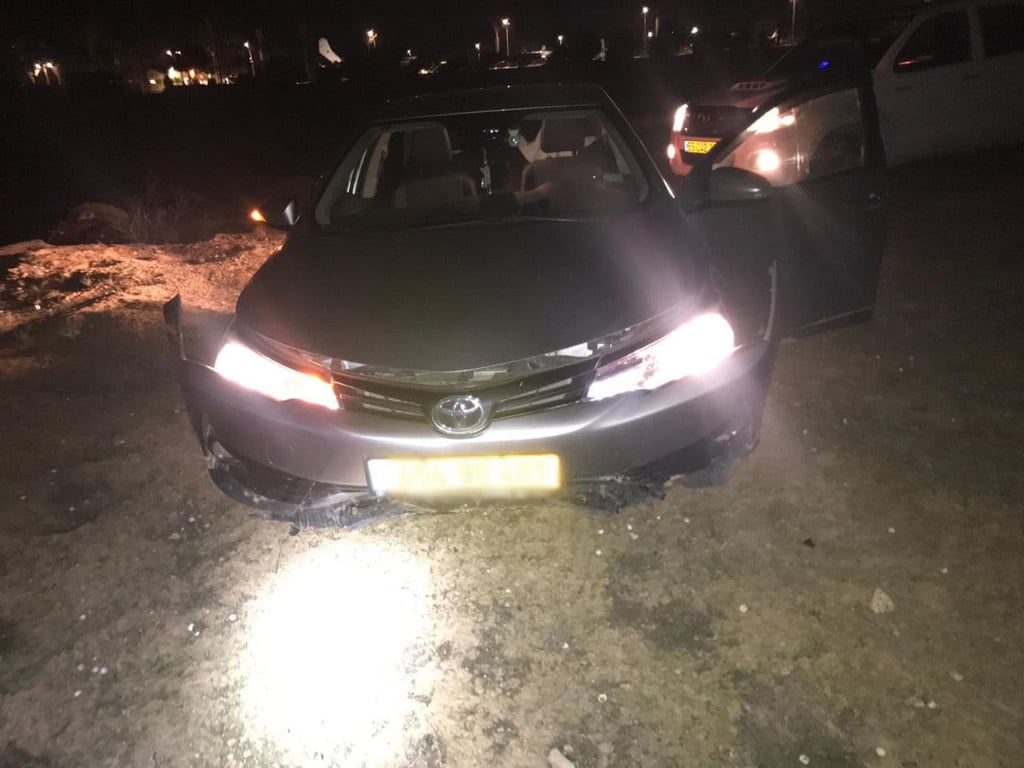 רכבו של החשוד בפריצה לבסיס נבטים (צילום: דוברות המשטרה) רכבו של החשוד בפריצה לבסיס נבטים