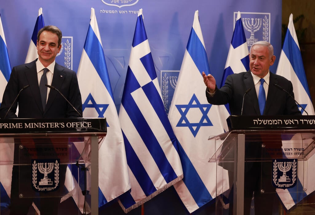 Greek Prime Minister Kyriakos Mitsotakis and Prime Minister Benjamin Netanyahu in Jerusalem (Photo: EPA) בנימין נתניהו וקיריאקוס מיצוטאקיס