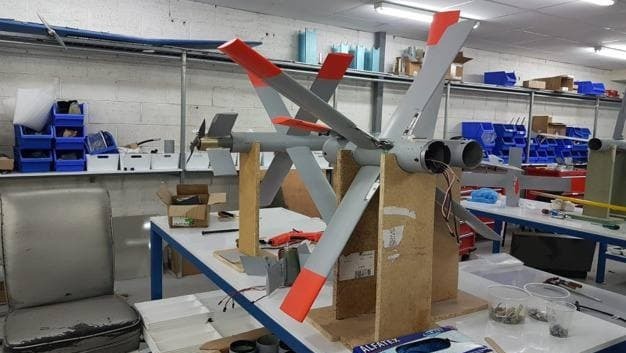 "חשש שיגיעו למדינת אויב". הטילים שנמצאו (צילום: דוברות המשטרה ) הטילים
