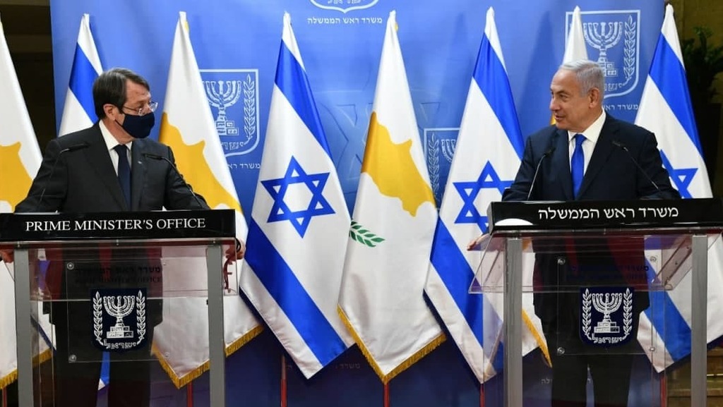 בנימין נתניהו וניקוס אנסטסיאדיס