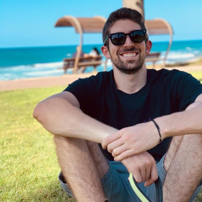 הבחור שזרק את עומר נודלמן. יניב פריטל 