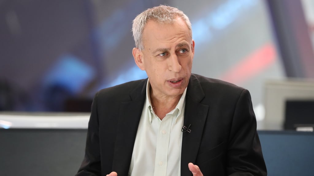 Coronavirus czar, Prof. Nachman Ash (Photo: Hadar Yoavian) פרופ' נחמן אש בריאיון אולפן ynet
