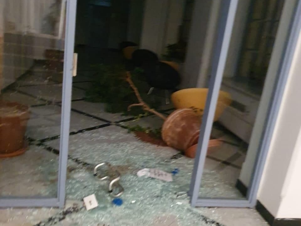 הנזק לאחר הפריצה (צילום: דוברות המשטרה ) הנזק לאחר הפריצה