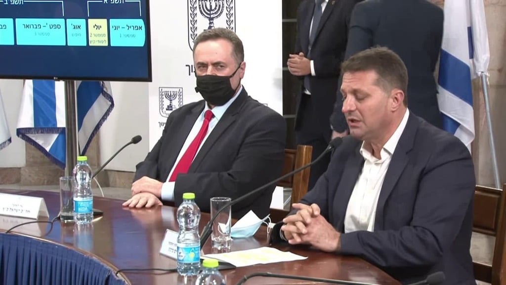 חיים ביבס וישראל כץ (צילום: אלכס גמבורג) חיים ביבס