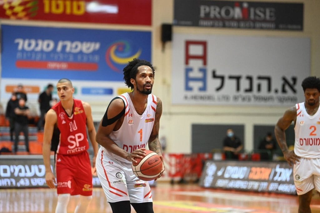 אנגולה על הקו