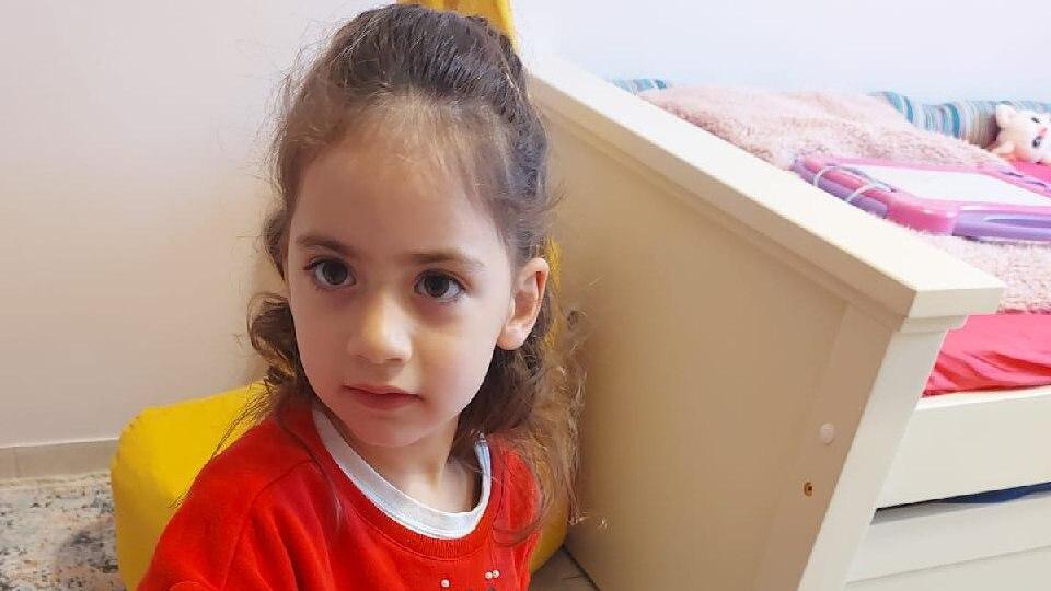 בתה של יפעת בבידוד בבית (צילום: אלבום פרטי) בתה של יפעת בבידוד בבית