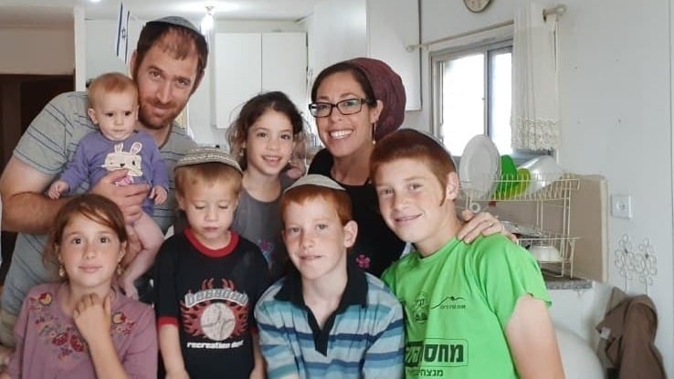 "הכל נעצר ברגע". משפחת צור משפחת צור מהיישוב עשהאל שבהר חברון