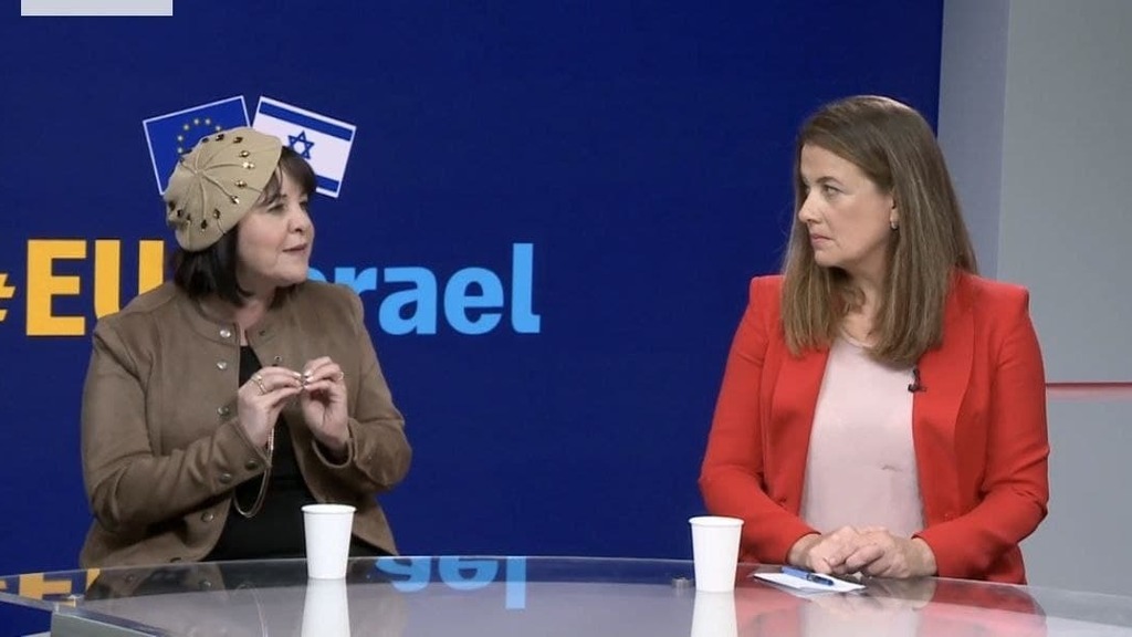 מימין: ציפי ברנד, סגנית ראש העיר תל אביב; ומשמאל: ד"ר עליזה בלוך, ראש העיר בית שמש. הנשים שמנהלות את משבר הקורונה