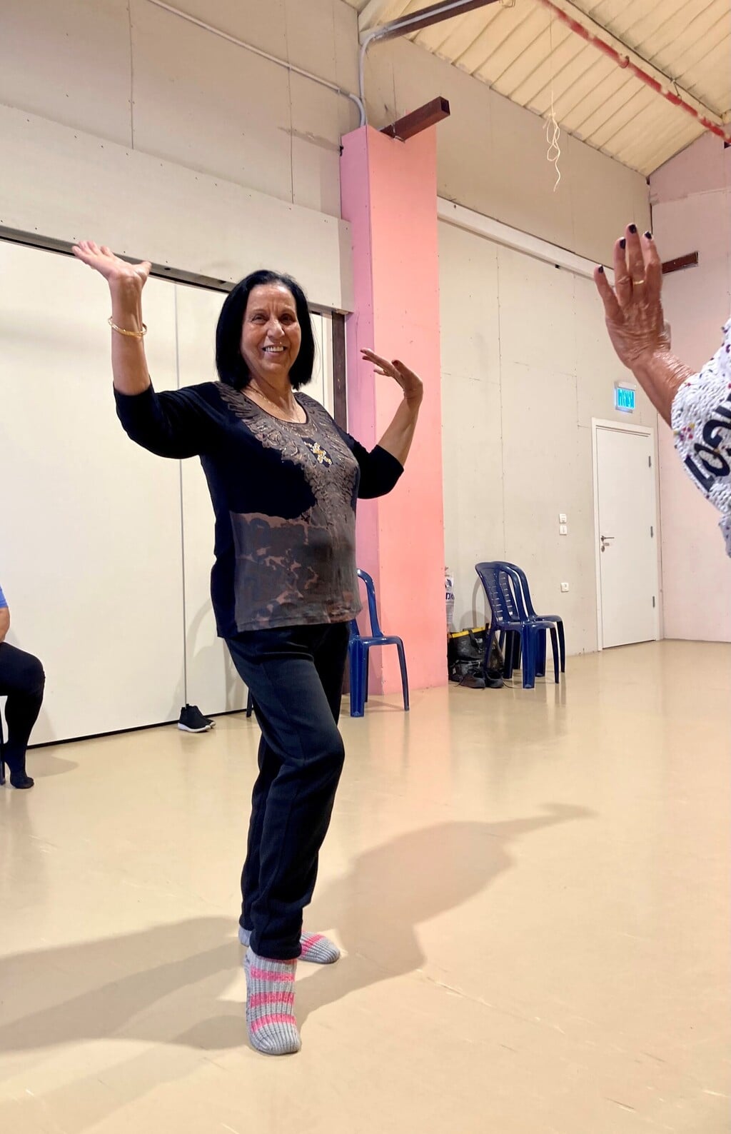 "אני מקווה שיצליחו לפתוח קבוצות נוספות עבור אנשים בגילי שממעטים לצאת מהבית". אביבה דוידיאן, חברת "הקבוצה" "הקבוצה"