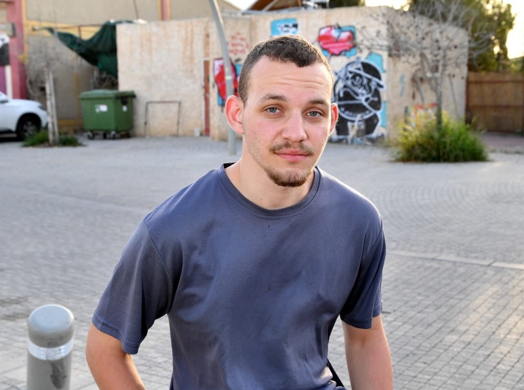 מאור קרצמן. "החברים מתווכחים על פוליטיקה" (צילום: חיים הורנשטיין) מאור קרצמן