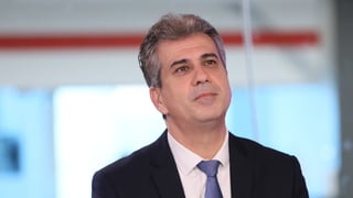 אלי כהן בריאיון באולפן