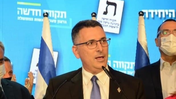 גדעון סער