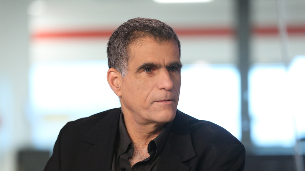 "ההסכם על אביתר נוגד את ההסכמים הקואליציוניים". ח"כ רז (צילום: הדר יואביאן) מוסי רז בריאיון באולפן