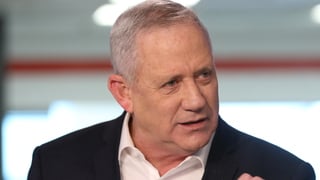 בני גנץ בריאיון באולפן