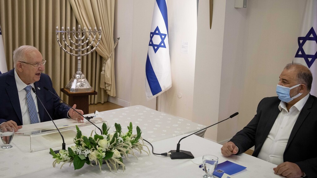 עבאס וריבלין. גם רע"מ נמנעה מלהמליץ (צילום: יונתן זינדל) מנסור עבאס