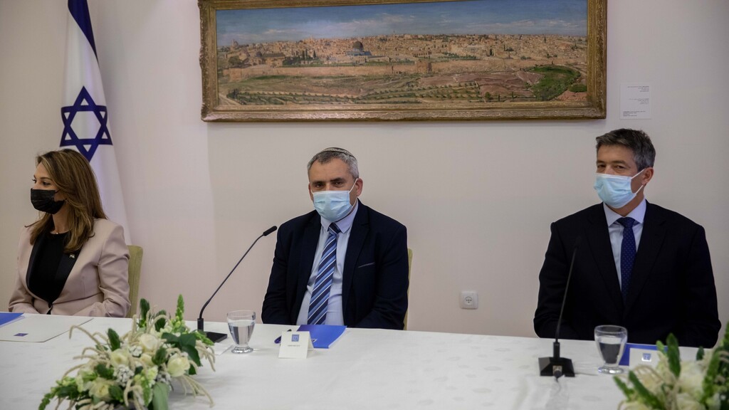 שוחחו עם סער ושקלו לחזור לנשיא. לריבלין פקעה הסבלנות: "לא חלק מהמו"מ" (צילום: יונתן זינדל) נציגי תקווה חדשה בסבב ההמלצות אצל הנשיא