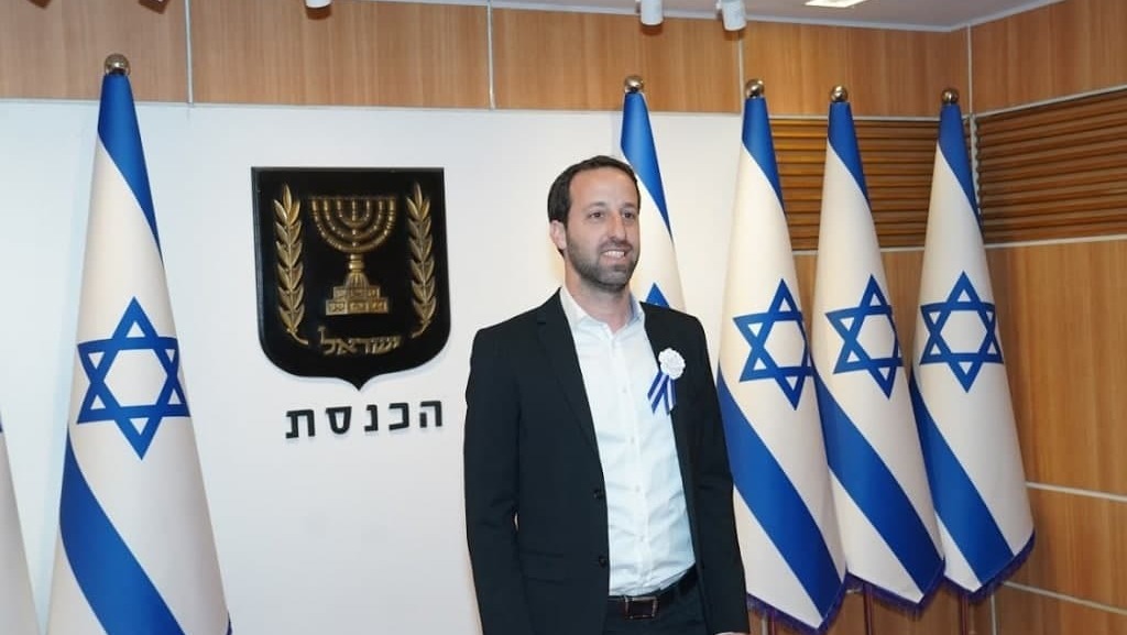 רם שפע מהעבודה