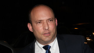 נפתלי בנט לפני הפגישה עם נתניהו במעון ראש הממשלה
